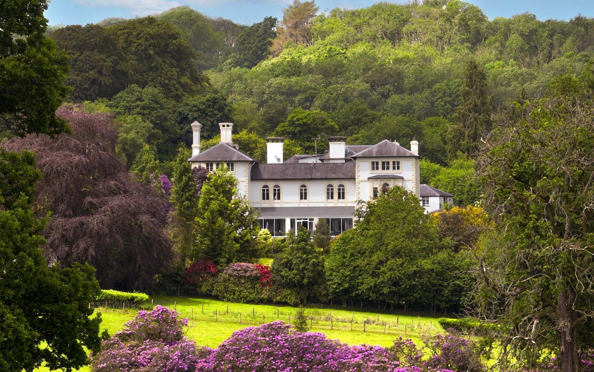 The Falcondale At Лампетер Екстериор снимка